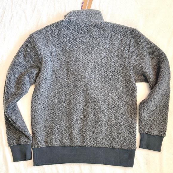 NWT Patagonia Men's Quarter Zip Sweater in Charcoal Size XS - Picture 3 of 7
